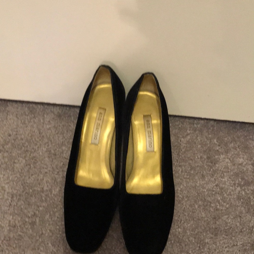 Black velvet Heels